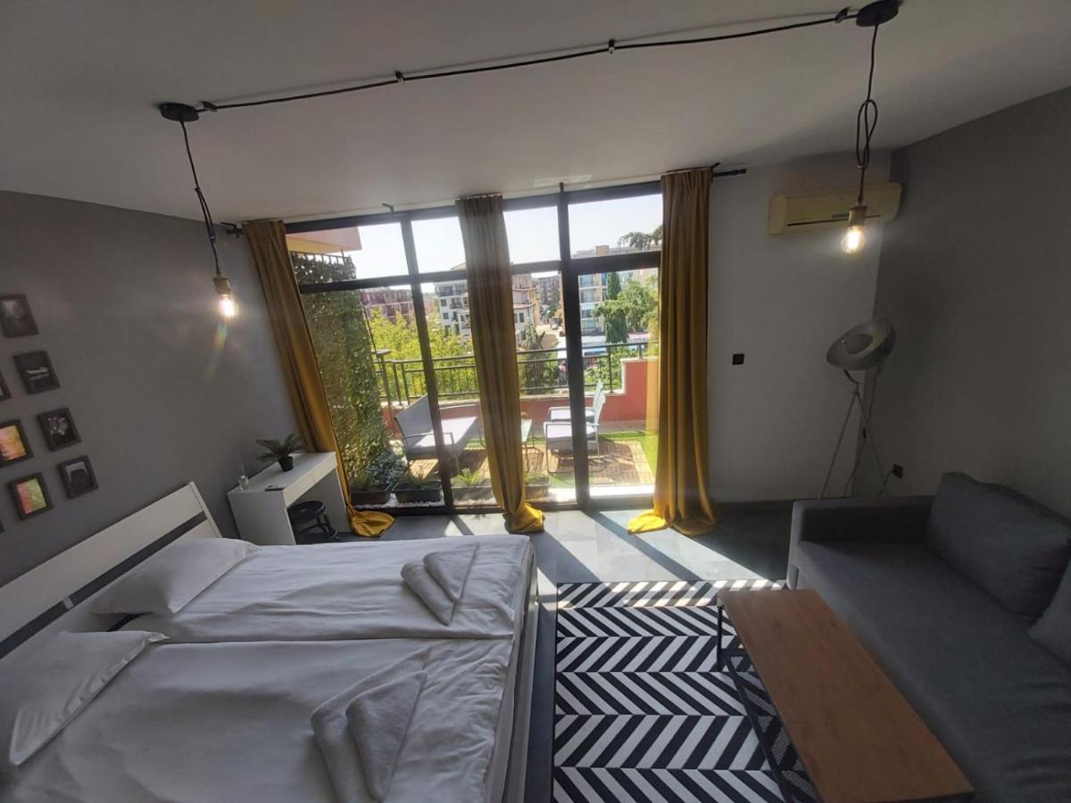 Nobel Private Vip Apartments Pantai Sunny Luaran gambar