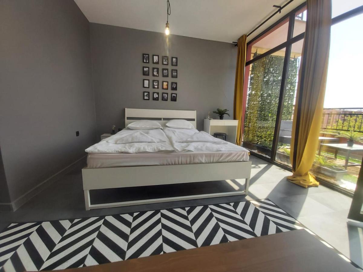 Nobel Private Vip Apartments Pantai Sunny Luaran gambar