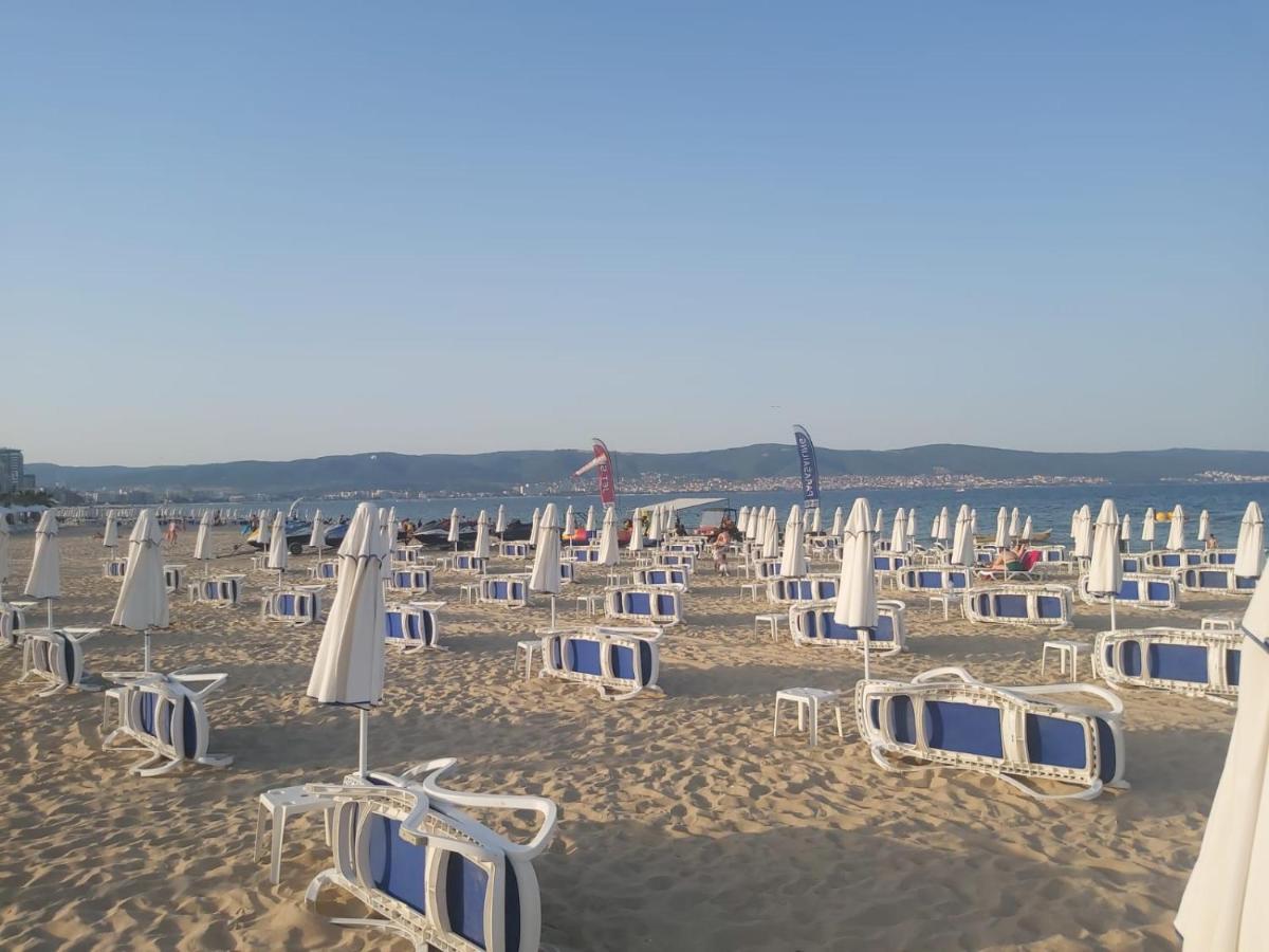 Nobel Private Vip Apartments Pantai Sunny Luaran gambar