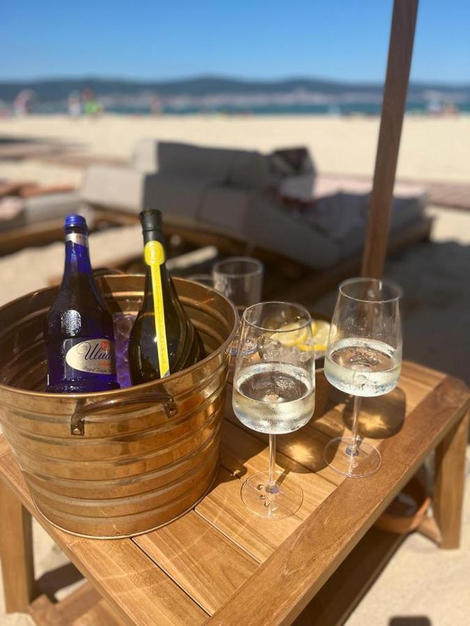 Nobel Private Vip Apartments Pantai Sunny Luaran gambar
